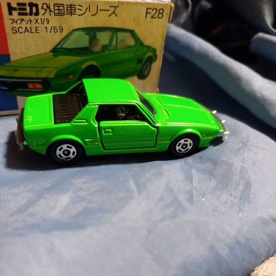 Amazon | トミカ フィアット X1/9 青箱 日本製 F28 黄緑
